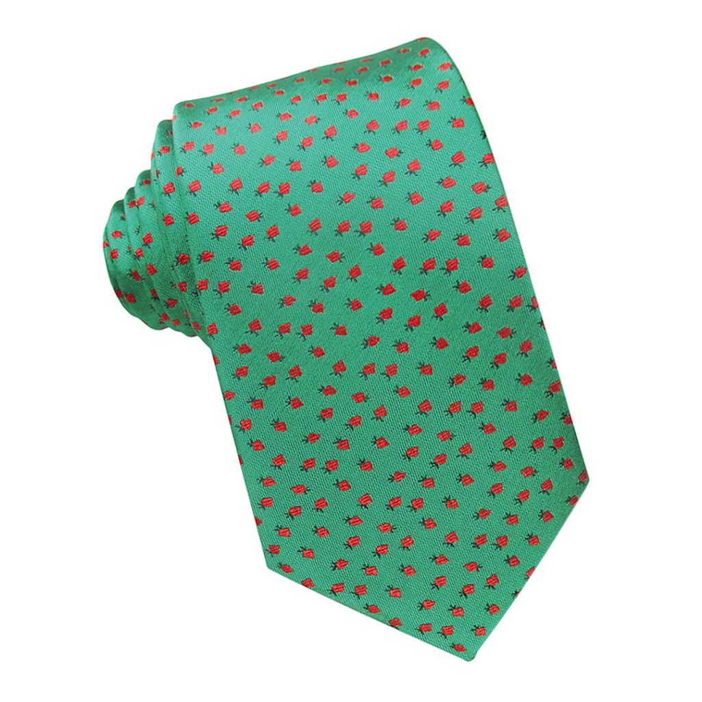 corbata confeccionada en color verde con diseño de pequeñas fresas rojas